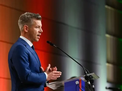 Мадяр назвав умову Будапешта, за якої Угорщина не блокуватиме кредит ЄС для України