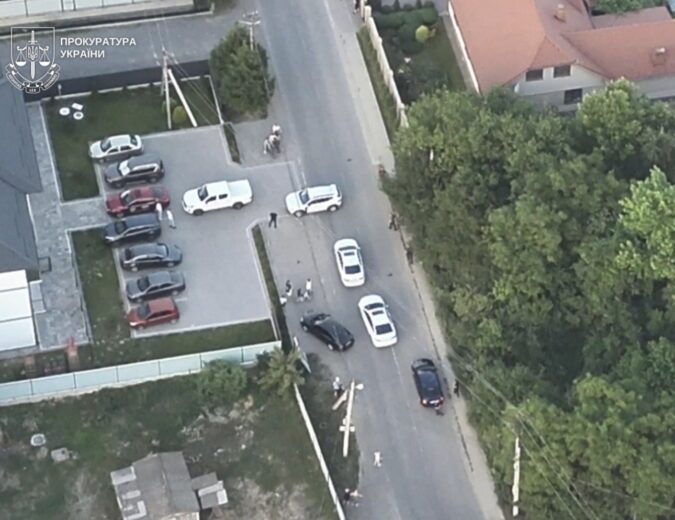 Пів години лісом до Євросоюзу: на Закарпатті ліквідували два канали нелегального транзиту чоловіків за кордон