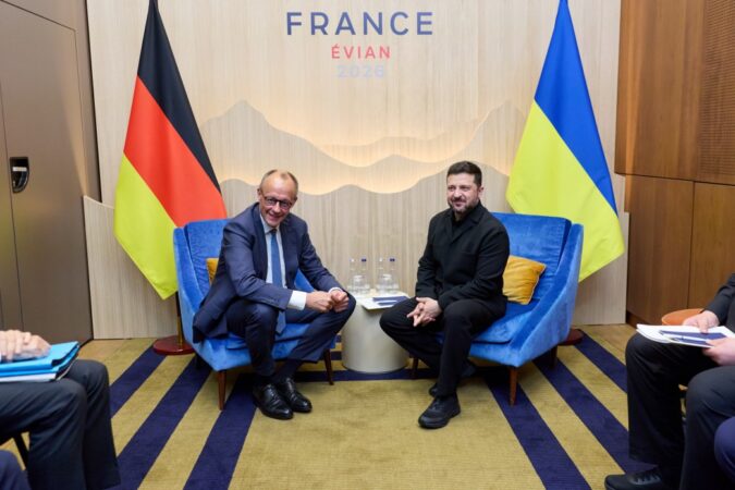 Президент Зеленський та канцлер Мерц обговорили оборонну підтримку України та кроки до миру
