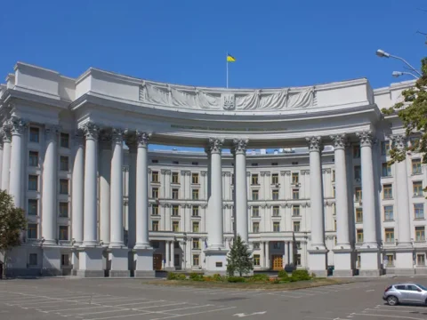 МЗС України спростувало припущення про “роз’єднання” з Молдовою на шляху до ЄС