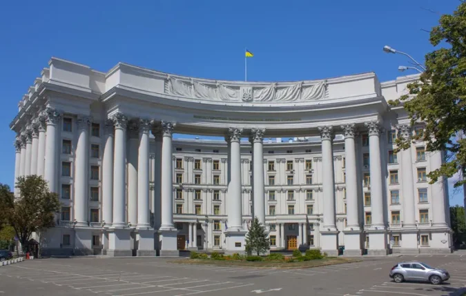 МЗС України спростувало припущення про “роз’єднання” з Молдовою на шляху до ЄС