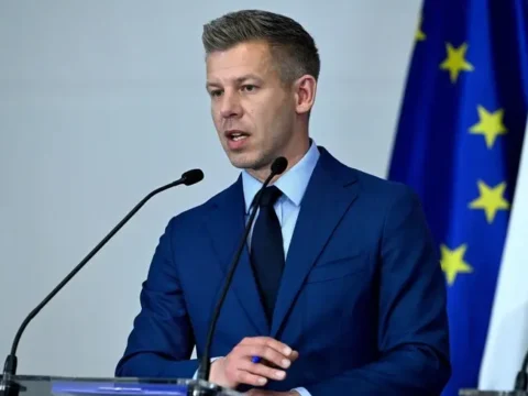 Угорщина блокує швидкий вступ України до ЄС: Мадяр нагадав про минулу підтримку Орбана