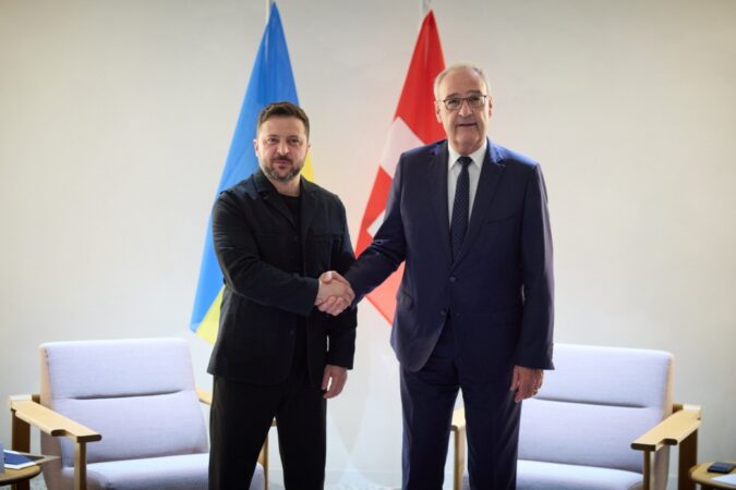 Глави України та Швейцарії провели переговори, зосередившись на дипломатії заради миру, посиленні санкцій проти РФ та енергетичній підтримці України