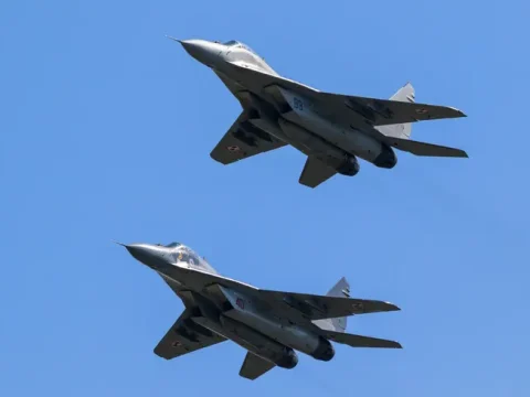 Прорив у переговорах: Польща відправить Україні МіГ-29 в обмін на безпілотники та технології