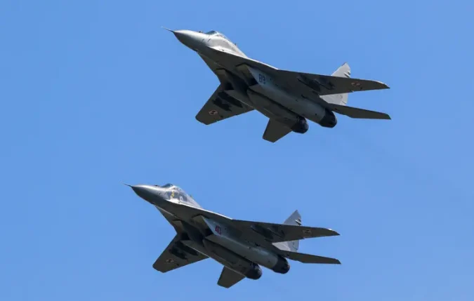 Прорив у переговорах: Польща відправить Україні МіГ-29 в обмін на безпілотники та технології